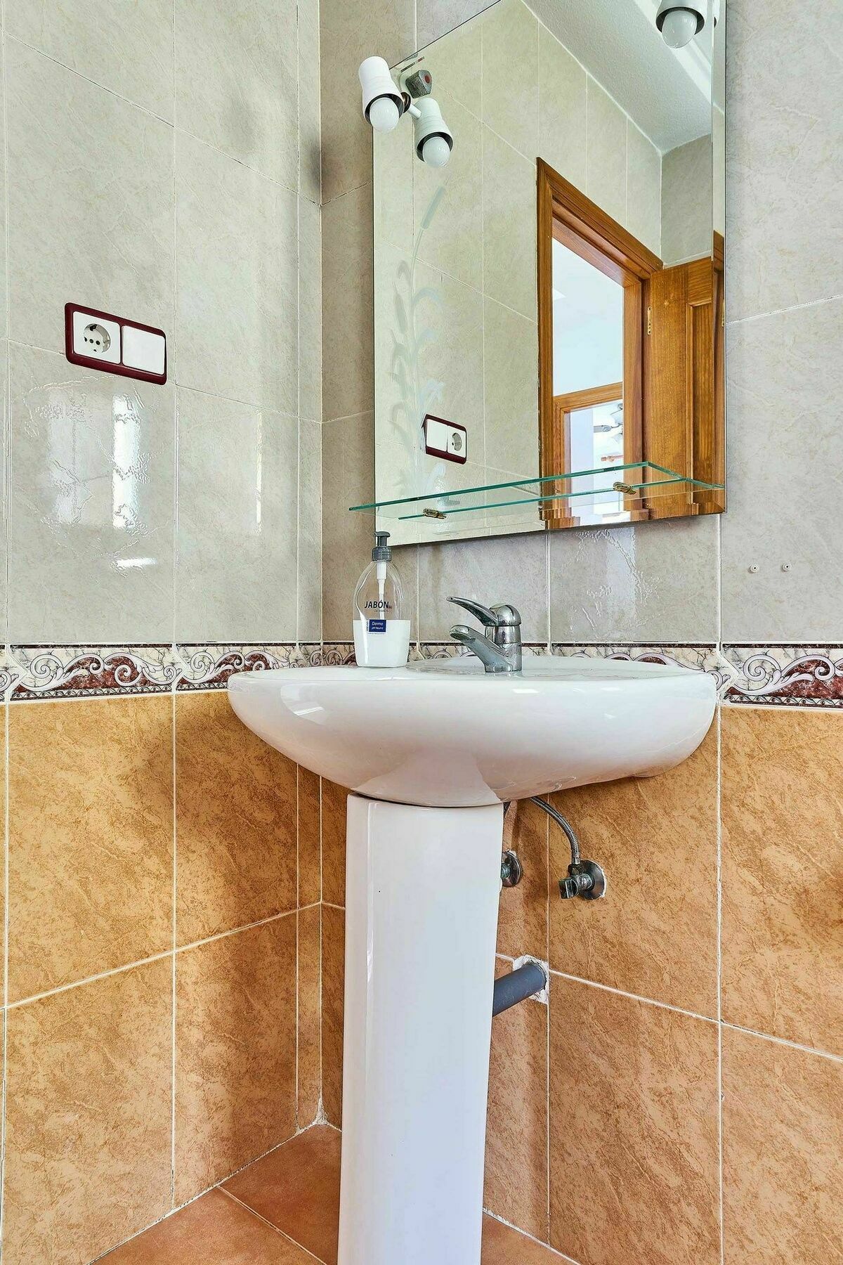 Espanhouse Baikal 54 Οριουέλα Εξωτερικό φωτογραφία
