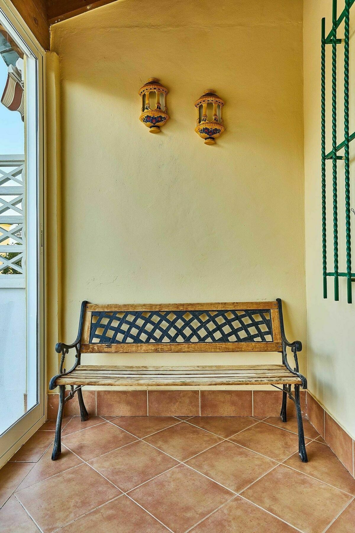 Espanhouse Baikal 54 Οριουέλα Εξωτερικό φωτογραφία